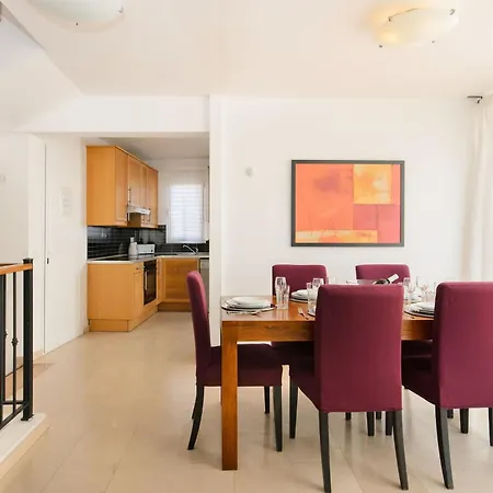 Luis 4 Βίλα Πουέρτο Ντελ Κάρμεν