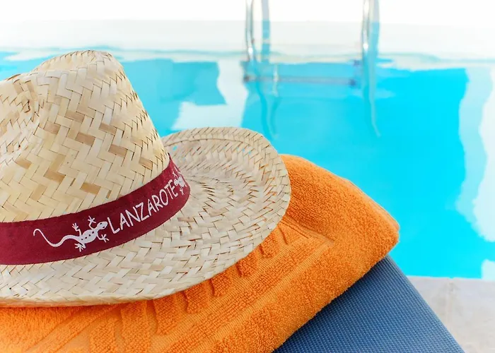 Luis 4 * Puerto del Carmen (Lanzarote)