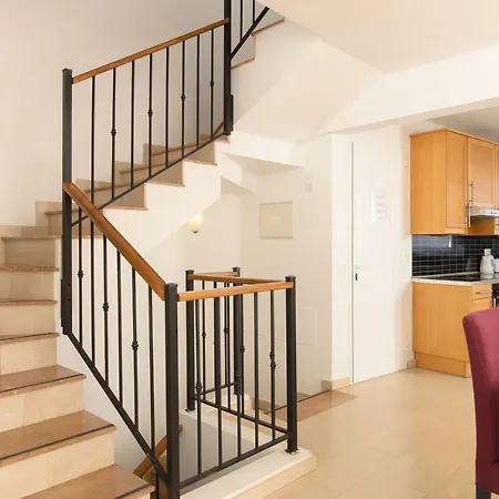 Luis 4 פוארטו דל כרמן