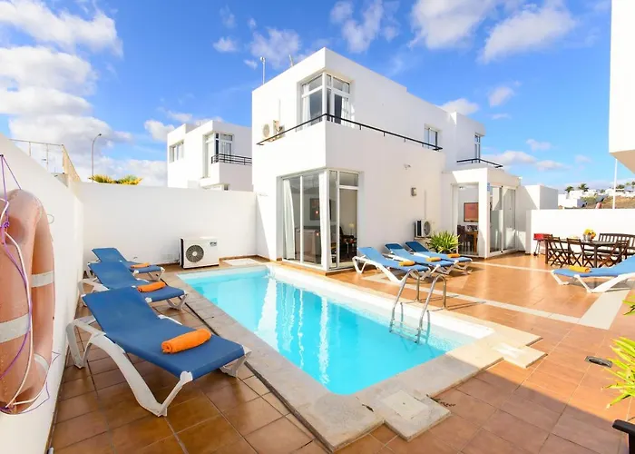 Luis 4 * بويرتو ذيل كارمين